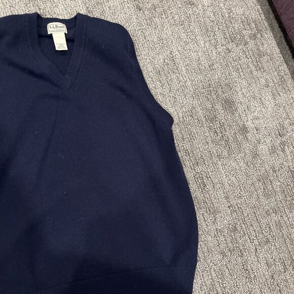 Vintage LL Bean 100% Lambs Wool Sweater Vest Size L Navy Blue EUC JLV5 Dad Comfy - Picture 5 of 6